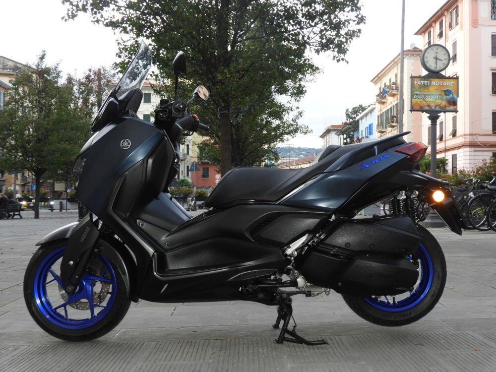 Yamaha X-Max 300 (2021 - 24) (4)