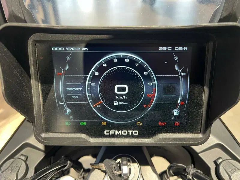 CFMOTO 800MT Touring (2022 - 26) (11)