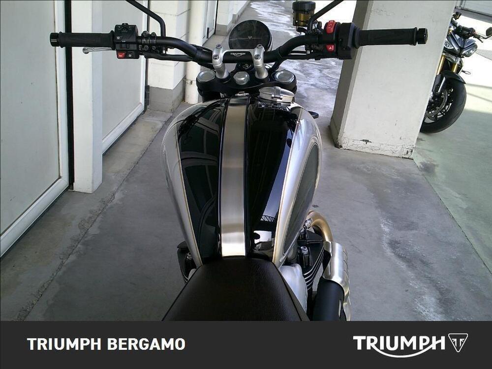 Triumph Scrambler 1200 X Icon Edition (2025) (3)