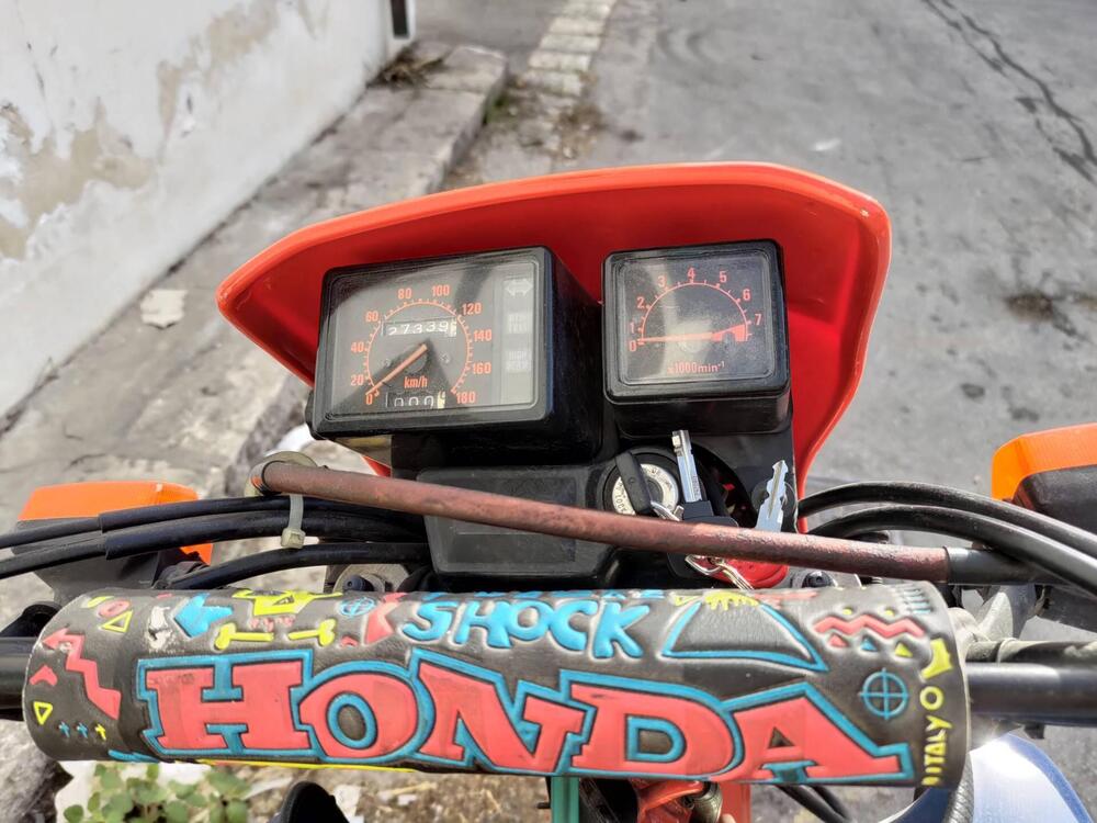 Honda XL 600 Paris Dakar (XL 600 LE) (2)