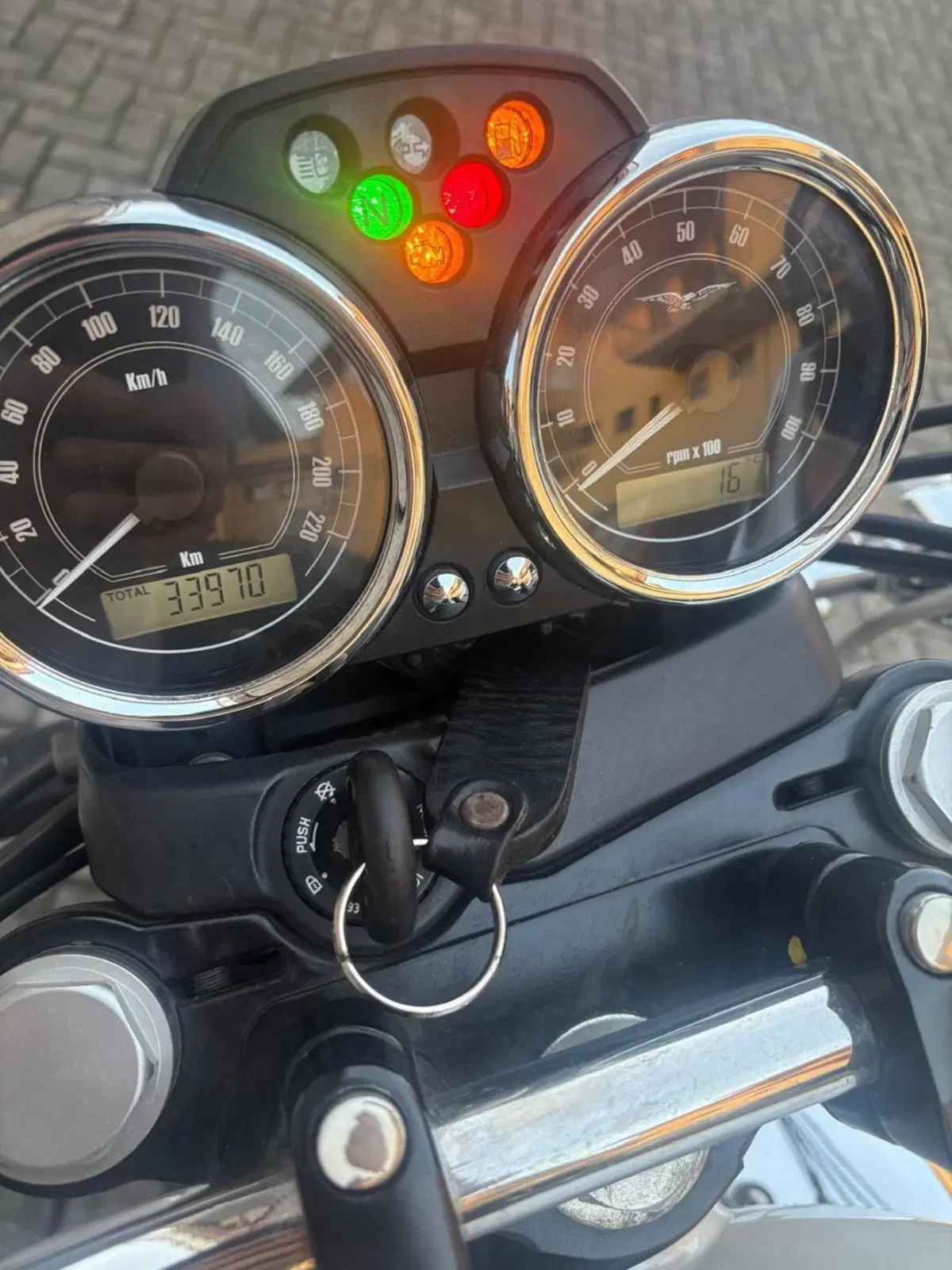 Moto Guzzi Nevada 750 Classic (2008 - 15) (3)