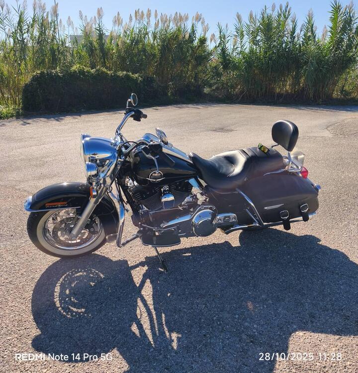 Harley-Davidson 1584 Road King Classic (2007 - 10) - FLHRC