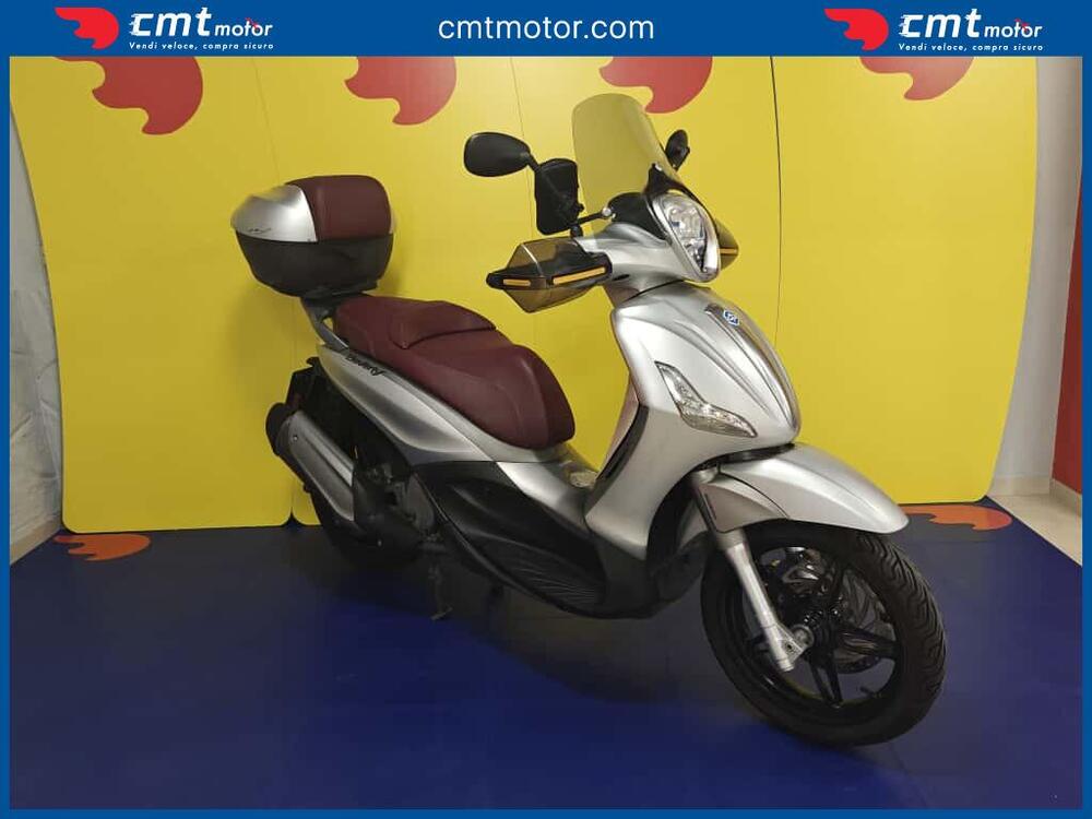 Piaggio Beverly 350 SportTouring ie ABS (2011 - 17) (2)