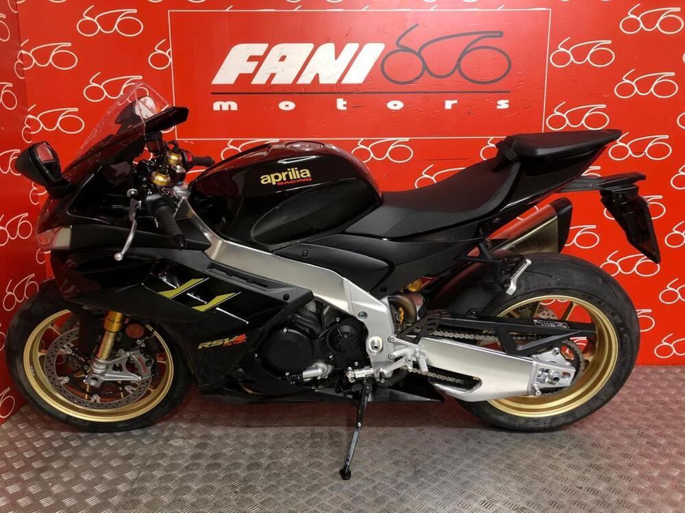 Aprilia RSV4 1100 Factory (2021 - 24) (3)