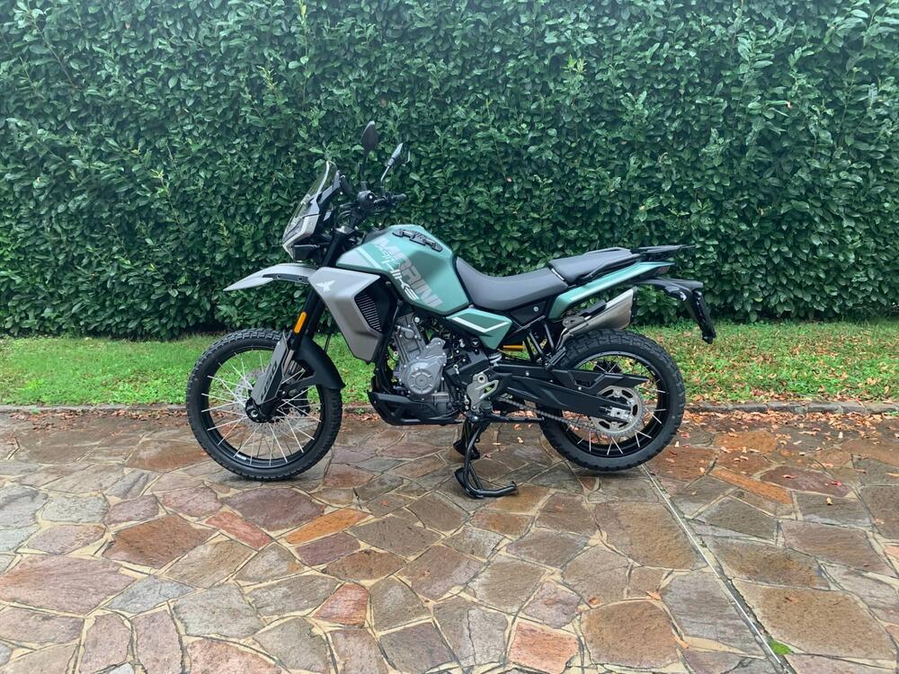 Moto Morini Allthrike 450 (2025) (2)