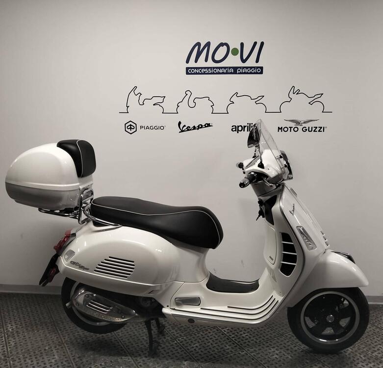 Vespa GTS 300 Super Hpe (2018 - 19)