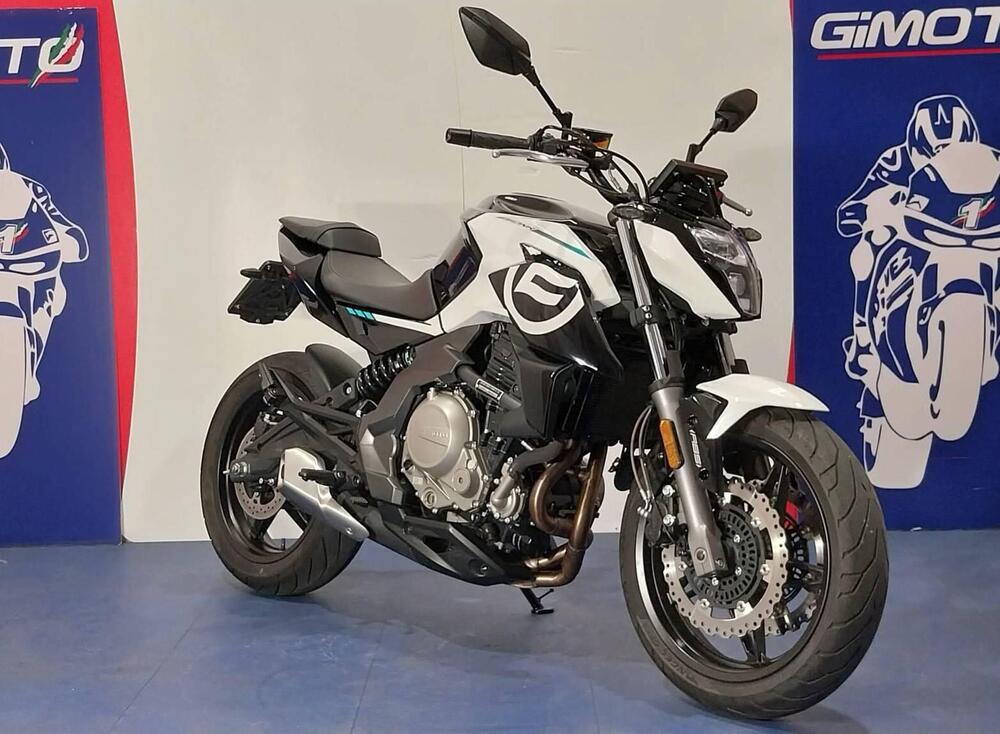 CFMOTO 650NK (2021 - 24) (2)