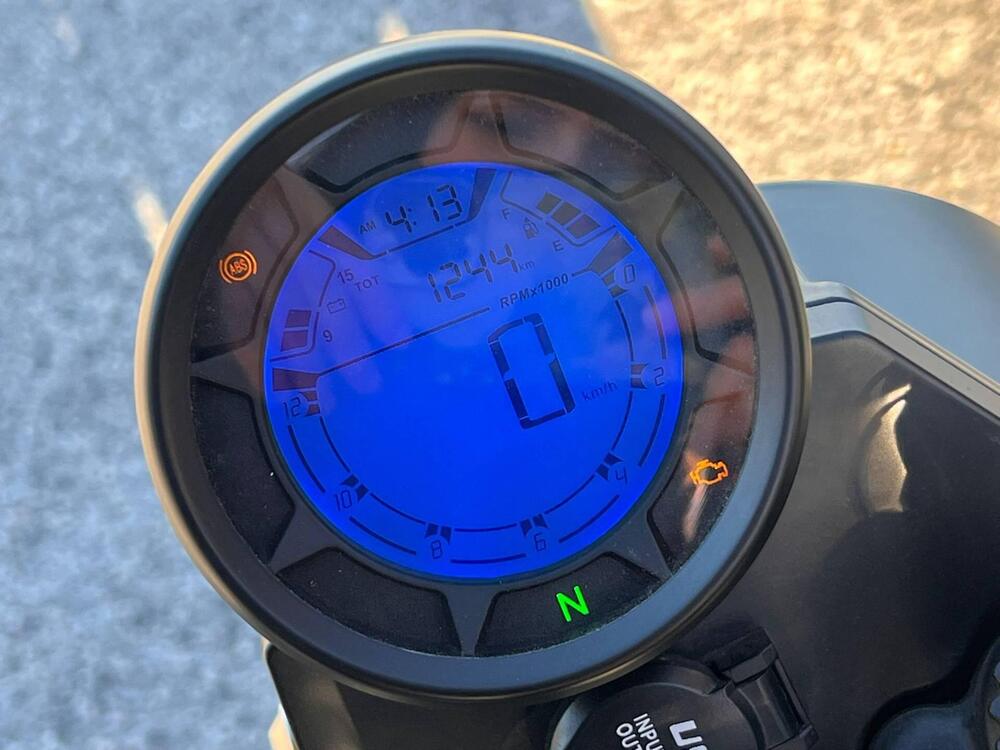 Swm Silver Vase 650 (2025 - 26) (4)