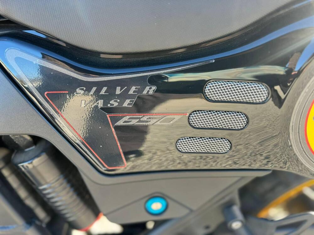 Swm Silver Vase 650 (2025 - 26) (5)