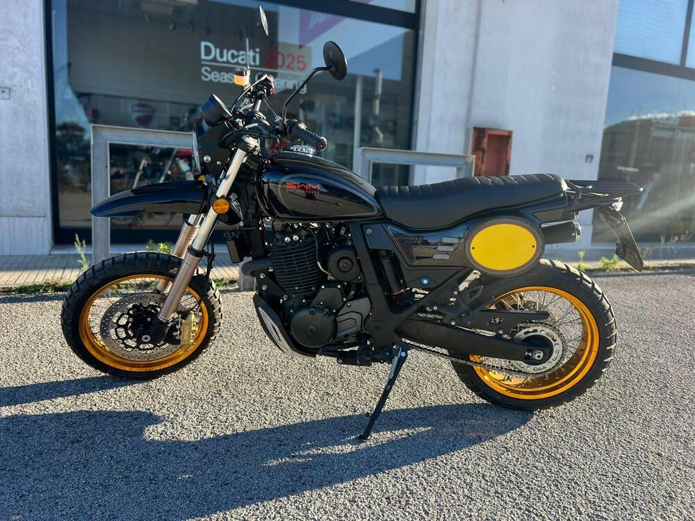 Swm Silver Vase 650 (2025 - 26) (3)