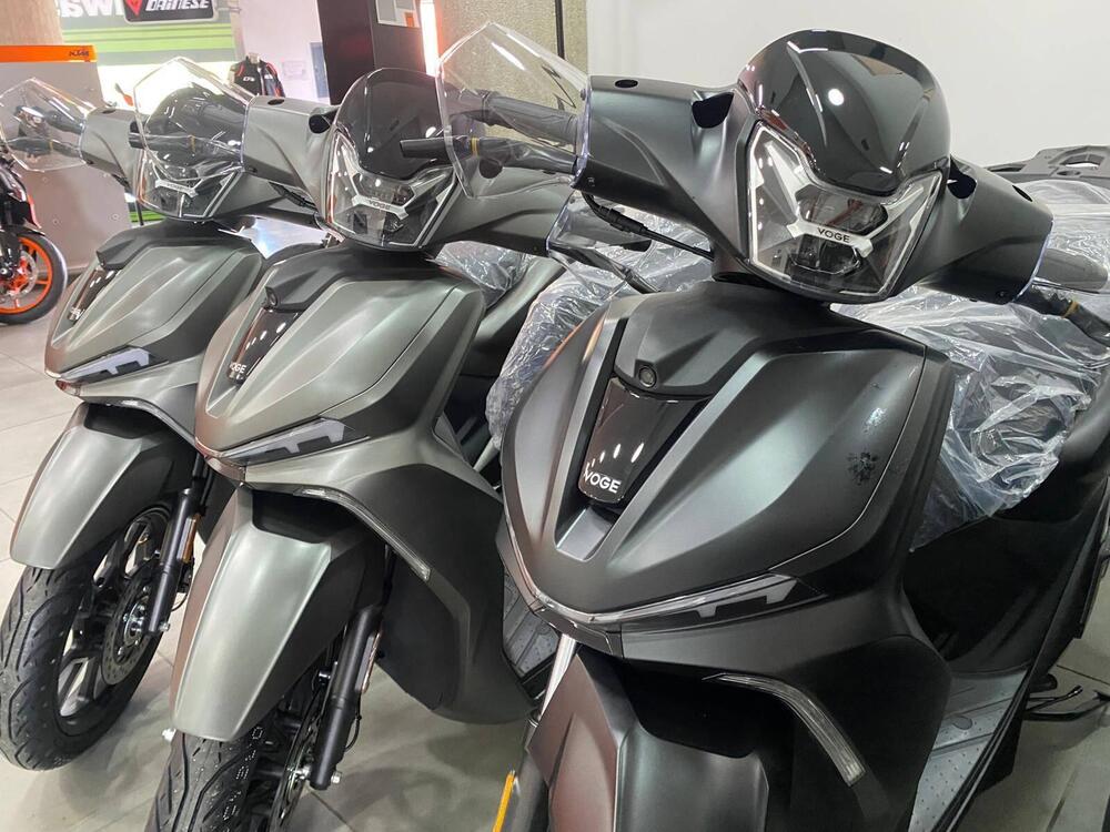 Voge Sfida SR16 200 (2025) (4)