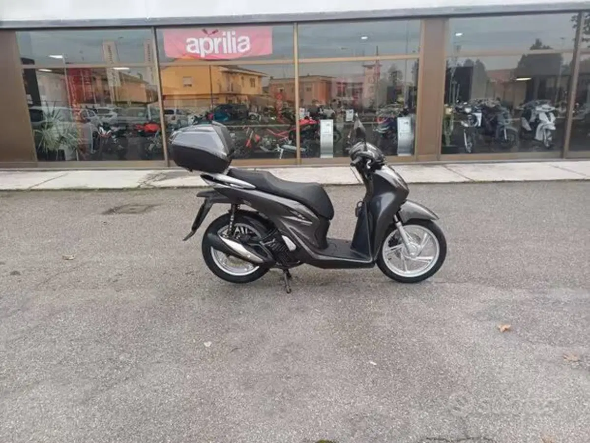 Honda SH 150i (2020 - 23) (3)
