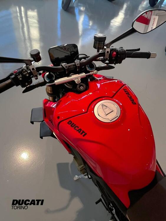 Ducati Streetfighter V4 S (2023 - 24) (4)