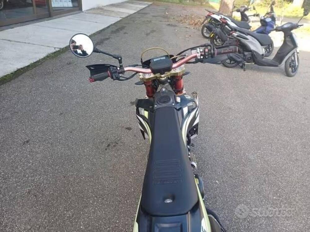 Fantic Motor Motard 125 Competition 4t (2020) (5)