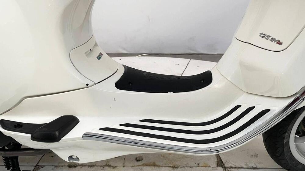 Vespa Primavera 125 3V ie ABS (2014 - 16) (4)