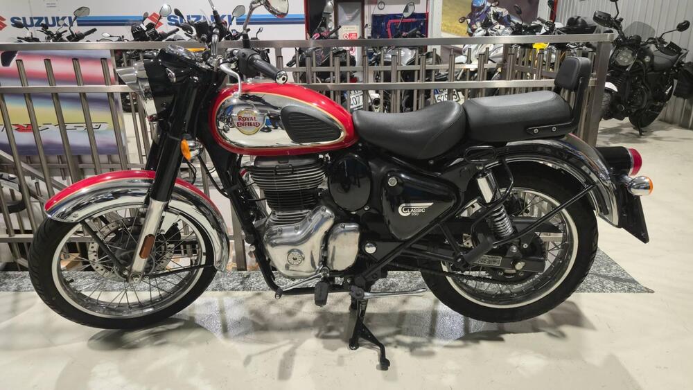 Royal Enfield Meteor 350 Stellar (2021 - 25)