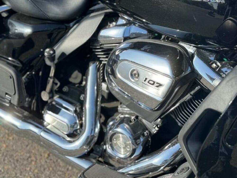 Harley-Davidson 107 Electra Glide Ultra Limited (2017 - 18) - FLHTK (4)