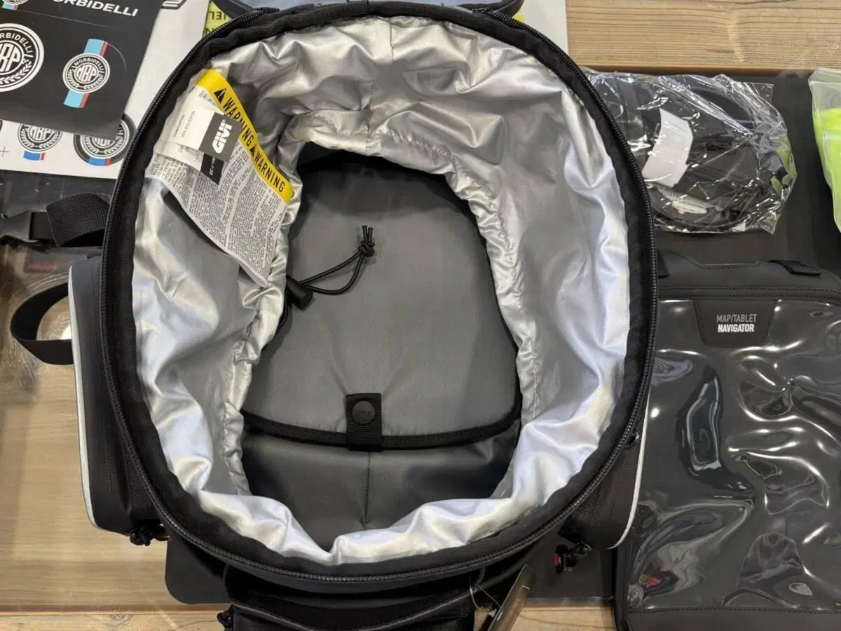 BORSA SERBATOIO GIVI (4)
