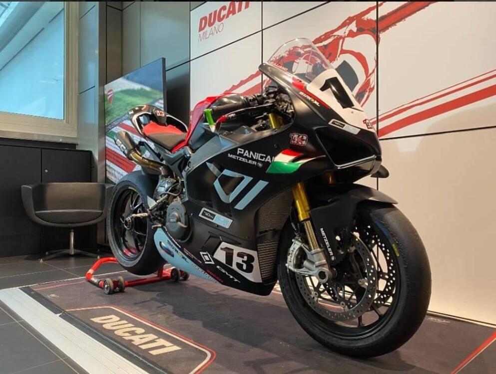 Ducati Panigale V4 S (2022 - 24) (4)