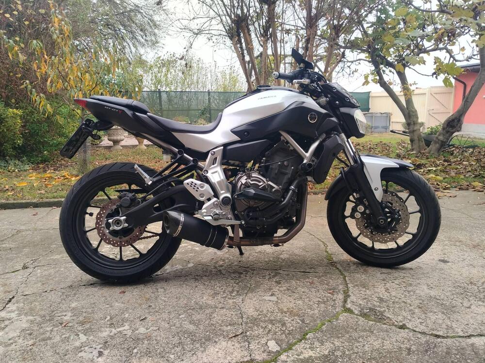 Yamaha MT-07 (2014 - 16) (2)