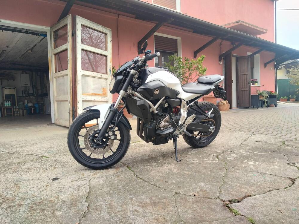 Yamaha MT-07 (2014 - 16) (3)