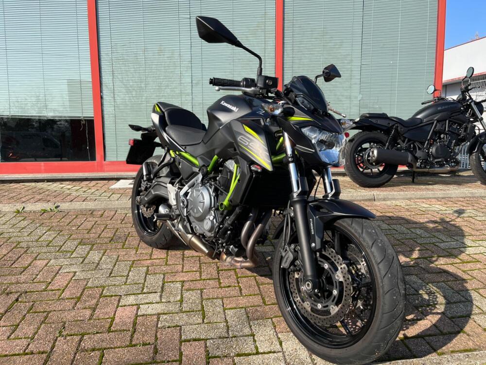 Kawasaki Z 650 (2017 - 19) (3)