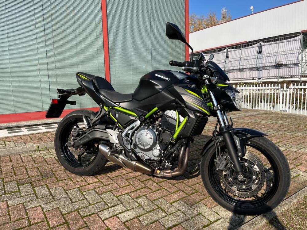 Kawasaki Z 650 (2017 - 19) (2)
