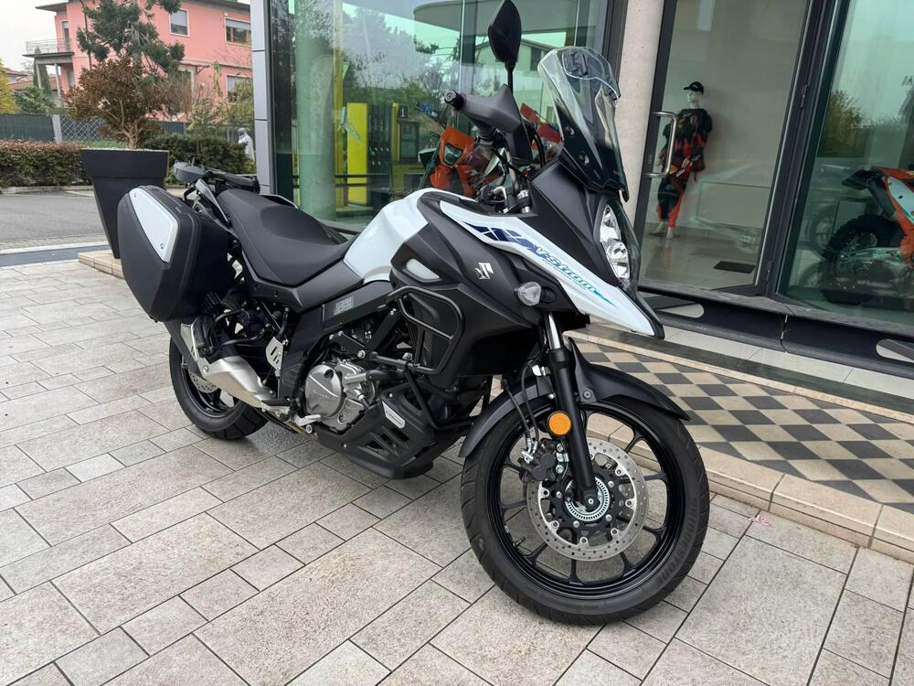 Suzuki V-Strom 650 (2021 - 25) (2)