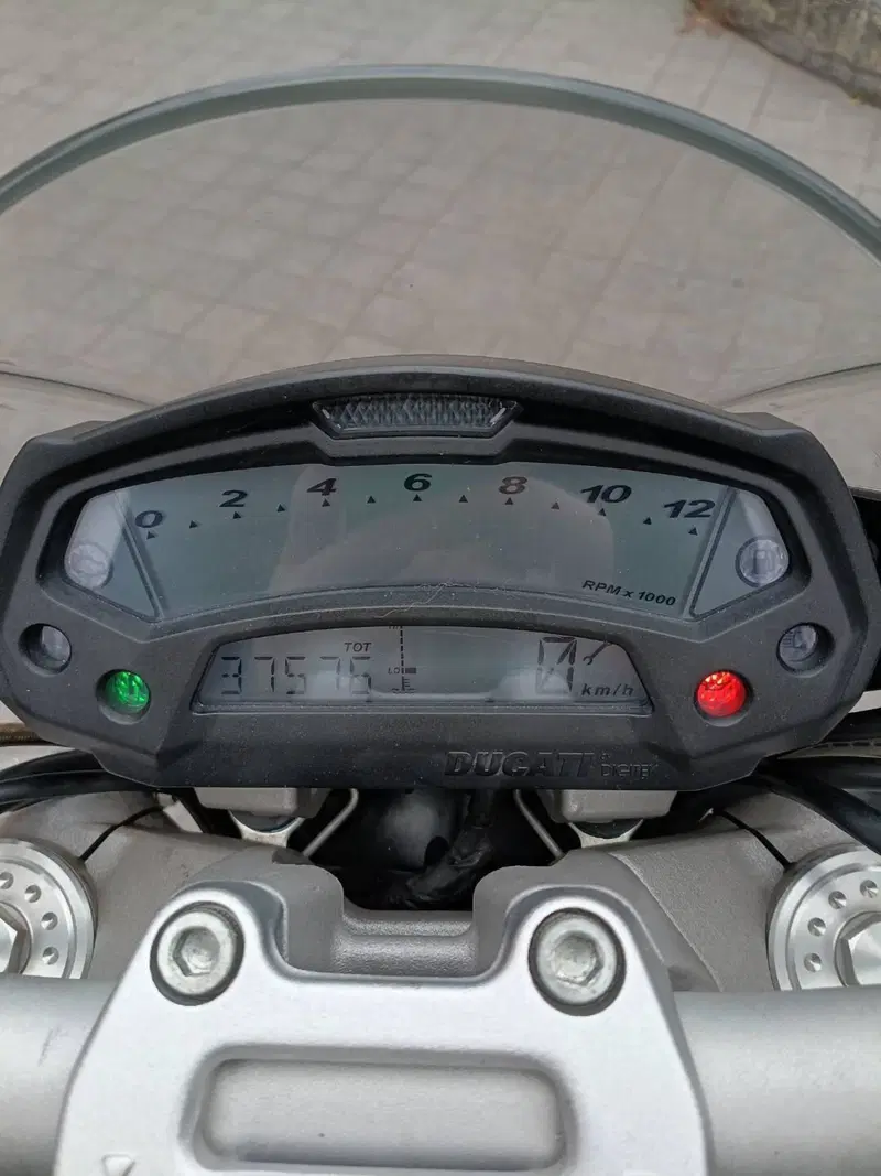 Ducati Monster 796 ABS (2010 - 14) (8)