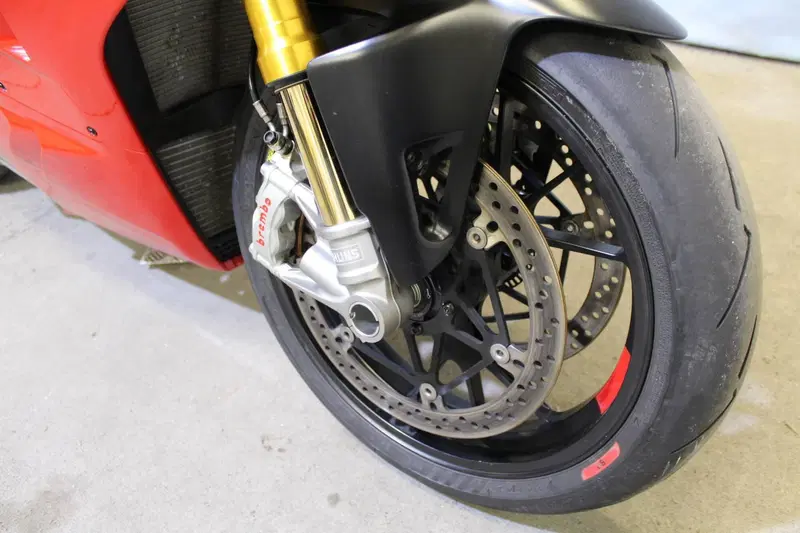 Ducati Panigale V4 S (2022 - 24) (5)