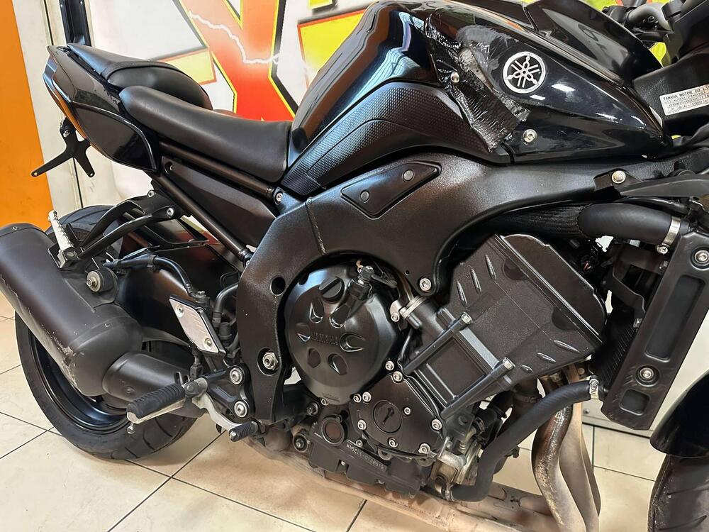 Yamaha FZ8 (2010 - 12) (3)