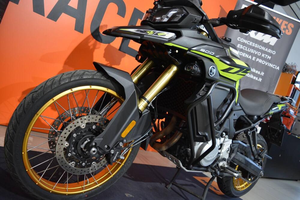 Voge Valico 900DSX (2024 - 25) (5)