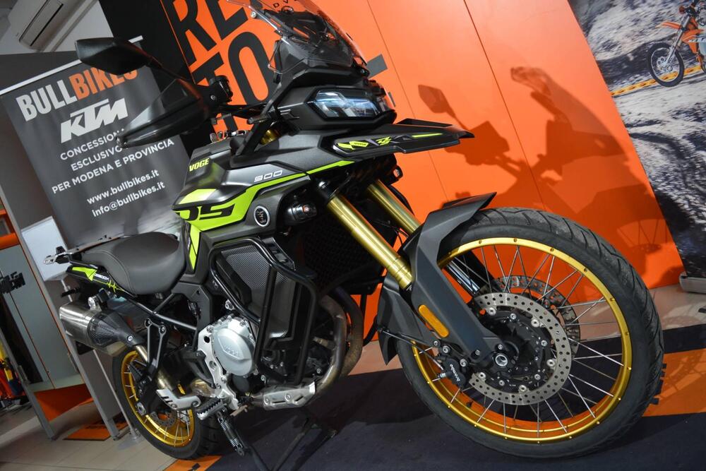 Voge Valico 900DSX (2024 - 25) (3)