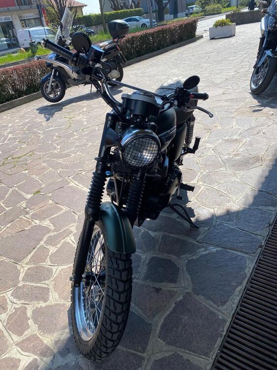 Triumph Scrambler (2006 - 17) (2)