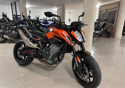 KTM 790 Duke L (2023 - 24) usata