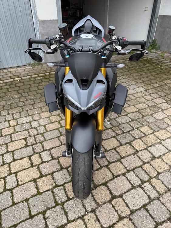 Ducati Streetfighter V4 S (2023 - 24) (2)