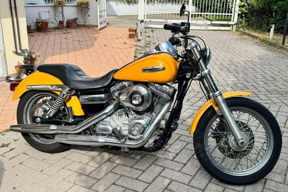 Harley-Davidson 1584 Super Glide Custom (2007) - FXDC (3)