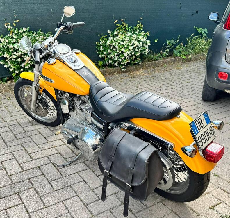 Harley-Davidson 1584 Super Glide Custom (2007) - FXDC (4)