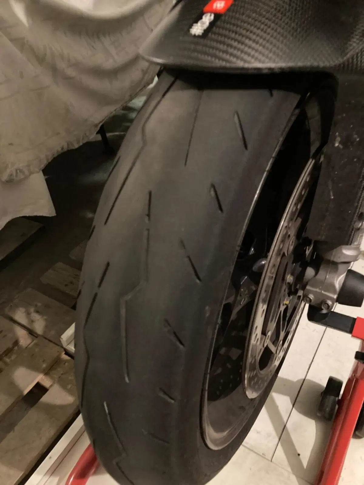 Aprilia Tuono V4 Factory (2019 - 20) (8)