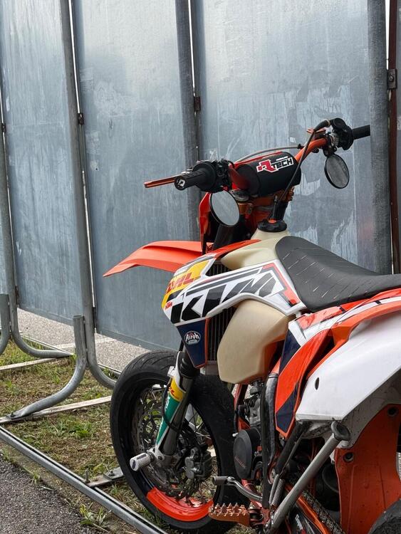 KTM 125 EXC (2016) (4)