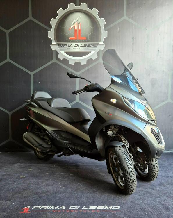 Piaggio Mp3 300 ie Business LT (2017 - 18) (4)