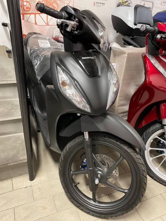 Honda Vision 110 (2025) (5)