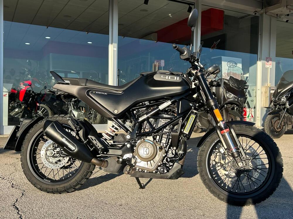 Husqvarna Svartpilen 401 (2021 - 23) (2)