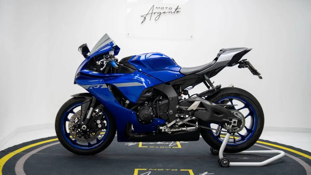 Yamaha YZF R1 (2020 - 25) (3)