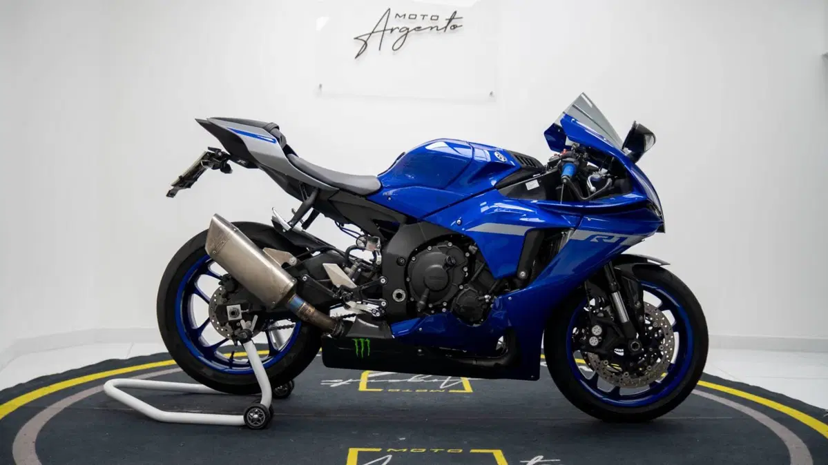 Yamaha YZF R1 (2020 - 25) (7)