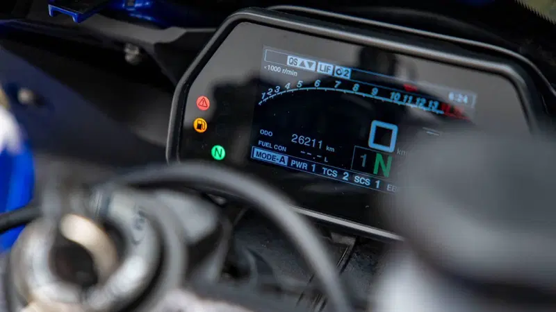 Yamaha YZF R1 (2020 - 25) (20)