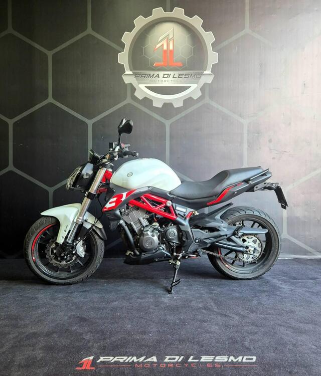 Benelli BN 302 S (2019 - 20) (2)