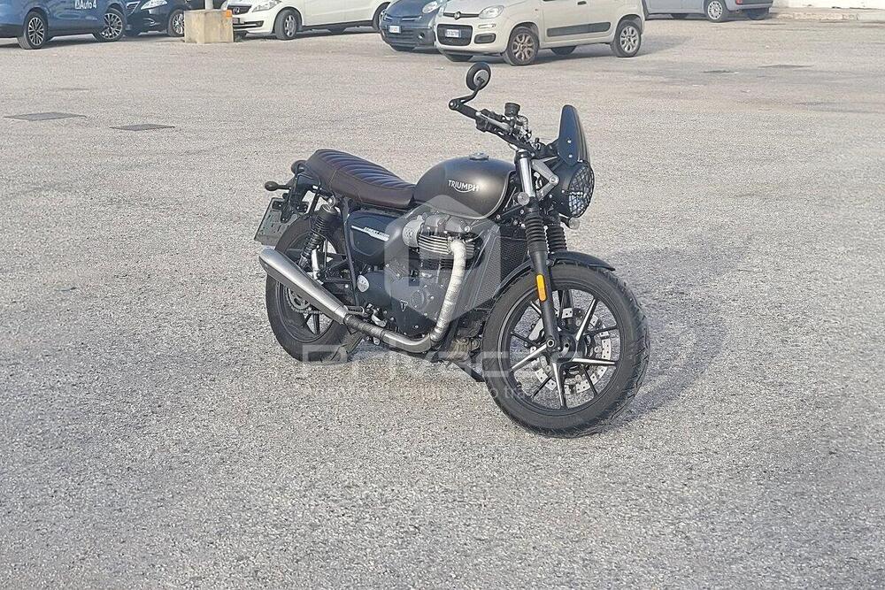 Triumph Street Twin 900 (2019 - 20) (3)