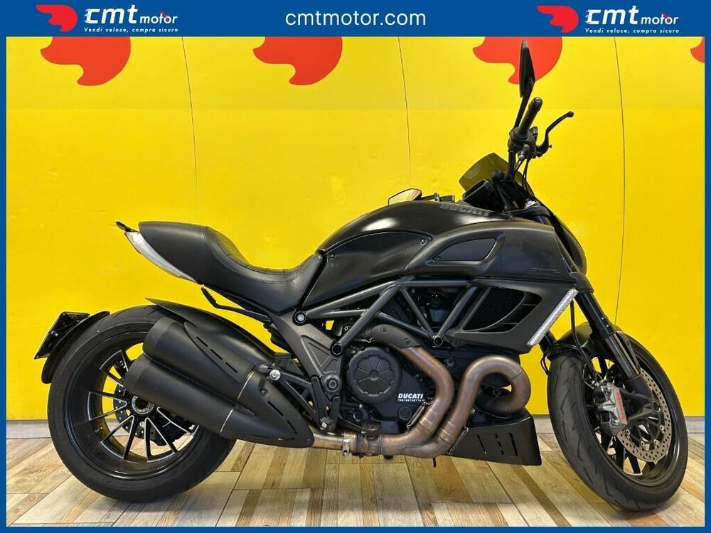 Ducati Diavel 1200 Dark (2012 - 13)