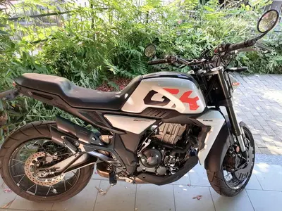 Zontes ZT350-GK (2022 - 26) usata